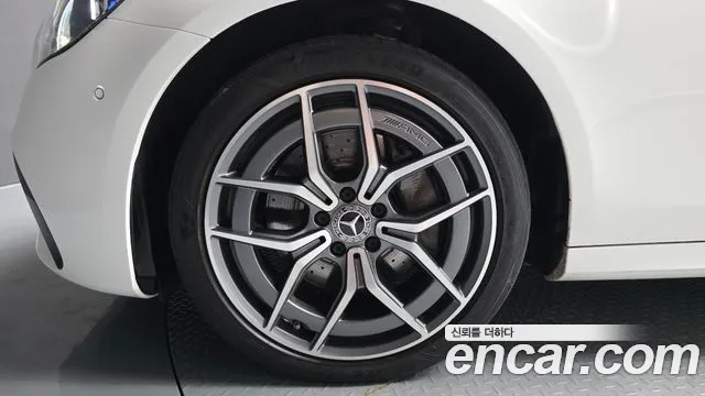Mercedes-Benz E-Класс 2022 thumb 5