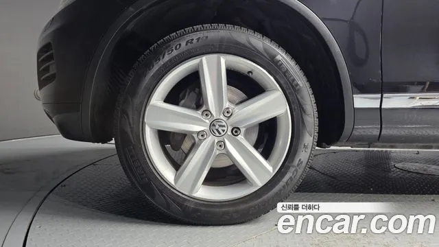 Volkswagen Touareg 2014 thumb 5