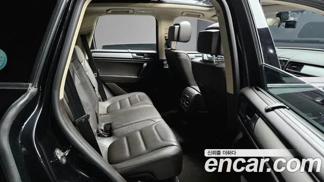 Volkswagen Touareg 2014 thumb 11