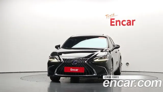 Lexus ES 2022 thumb 2