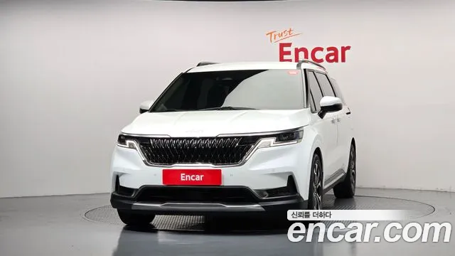 Kia Carnival 2022 thumb 3