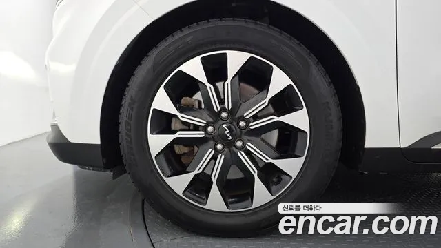 Kia Carnival 2022 thumb 5