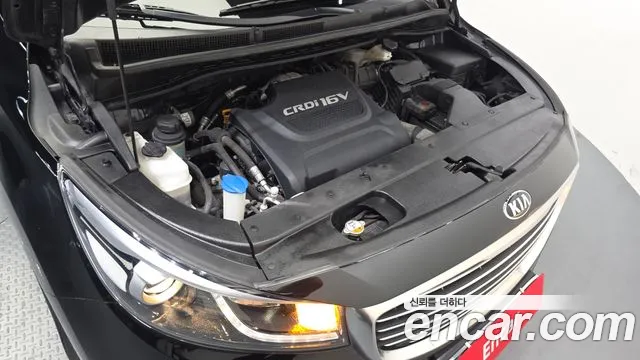 Kia Carnival 2016 thumb 6
