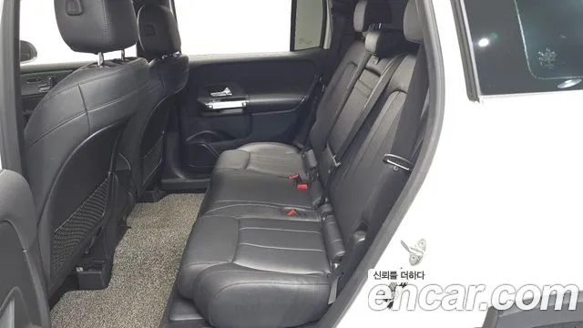 Mercedes-Benz GLB 2021 thumb 10