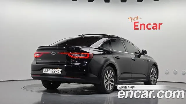 Renault-KoreaSamsung Megane 2016 thumb 2