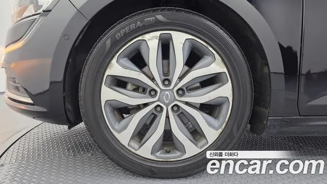 Renault-KoreaSamsung Megane 2016 thumb 5