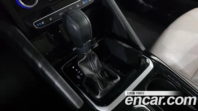 Renault-KoreaSamsung Megane 2016 thumb 9