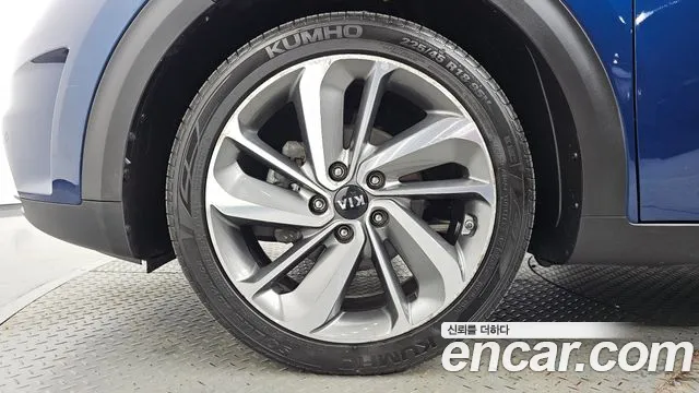 Kia Niro 2018 thumb 5