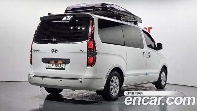Hyundai Starex 2015 thumb 2