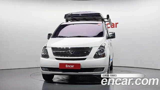 Hyundai Starex 2015 thumb 3