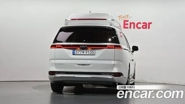 Kia Carnival 2022 thumb 4