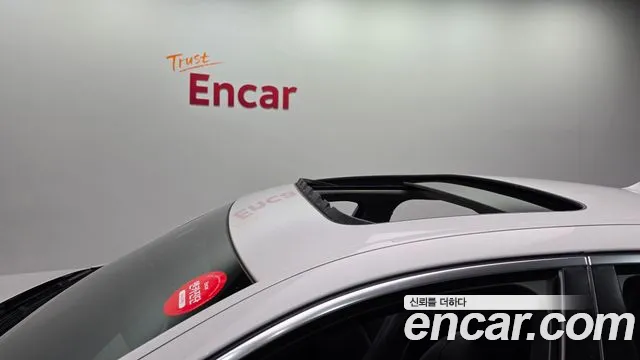 BMW 5-Series 2014 thumb 12