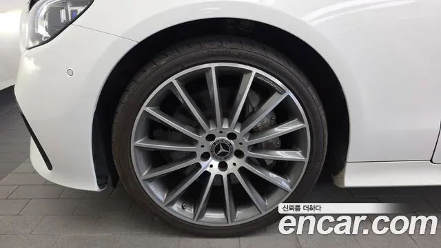 Mercedes-Benz E-Класс 2021 thumb 5