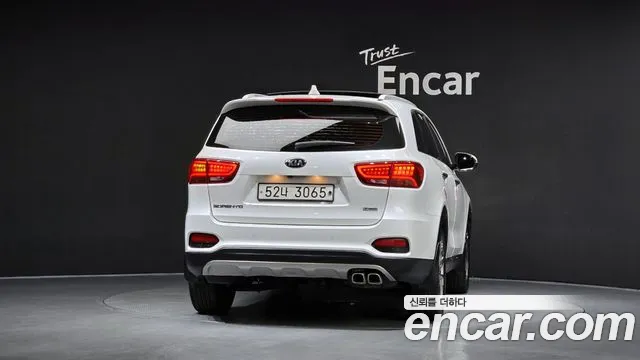 Kia Sorento 2018 thumb 4