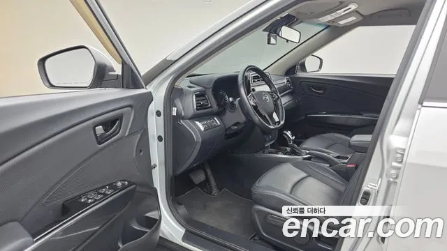 KG_Mobility_Ssangyong TIBOLI 2021 thumb 10