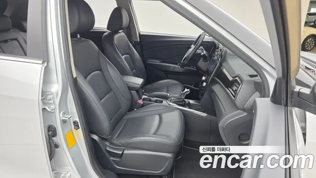 KG_Mobility_Ssangyong TIBOLI 2021 thumb 11