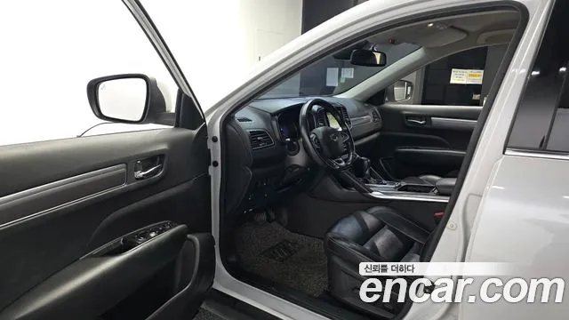 Renault-KoreaSamsung Koleos 2019 thumb 10