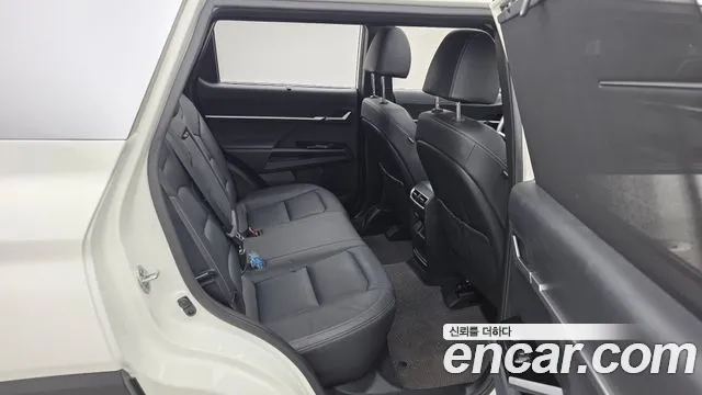 KG_Mobility_Ssangyong Torres 2022 thumb 12