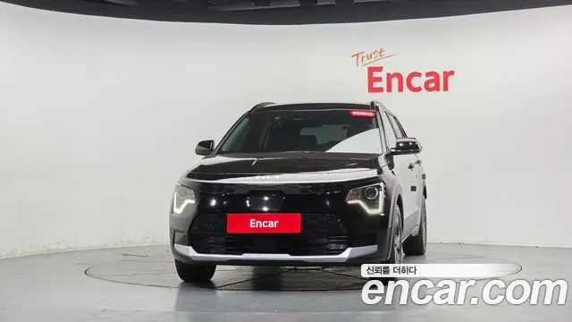Kia Niro 2023 thumb 2