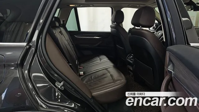 BMW X5 2017 thumb 12