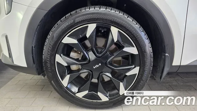 Kia Sorento 2023 thumb 5