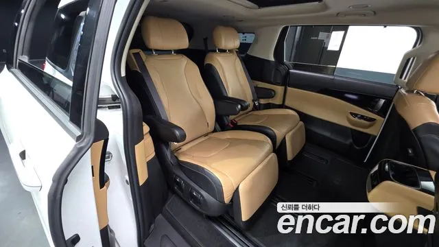 Kia Carnival 2020 thumb 11