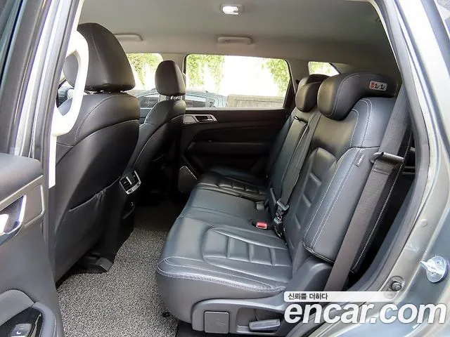 KG_Mobility_Ssangyong Rexton 2017 thumb 6