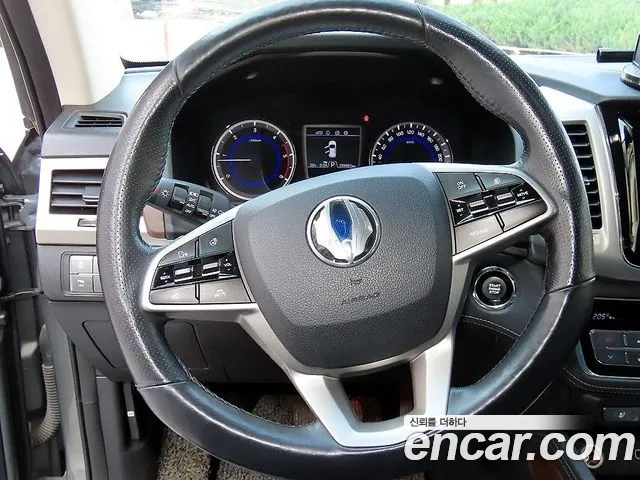 KG_Mobility_Ssangyong Rexton 2017 thumb 8