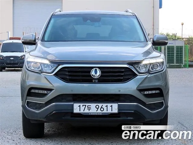KG_Mobility_Ssangyong Rexton 2017 thumb 12