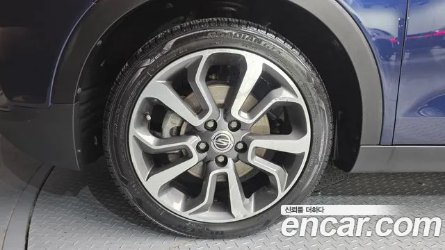 KG_Mobility_Ssangyong TIBOLI 2016 thumb 5