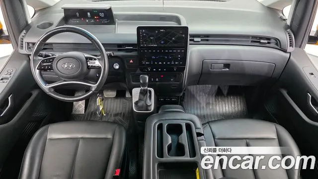 Hyundai Staria 2022 thumb 6