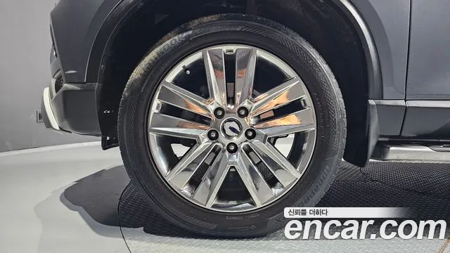 KG_Mobility_Ssangyong Rexton 2019 thumb 5