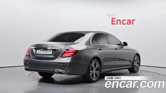 Mercedes-Benz E-Класс 2020 thumb 2