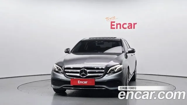 Mercedes-Benz E-Класс 2020 thumb 3