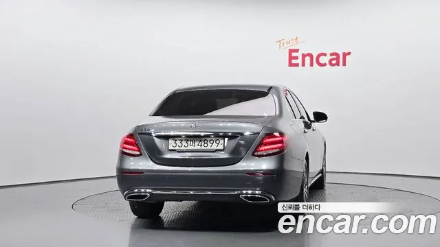 Mercedes-Benz E-Класс 2020 thumb 4