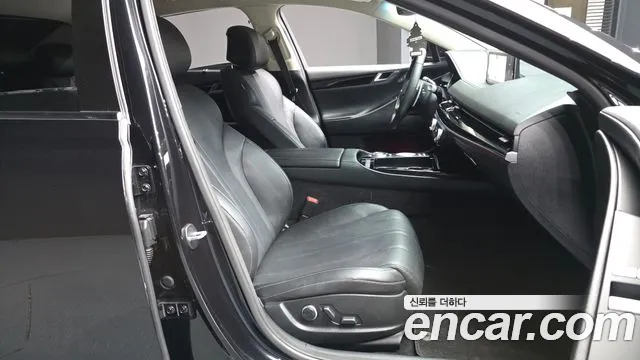 Genesis G80 2022 thumb 10