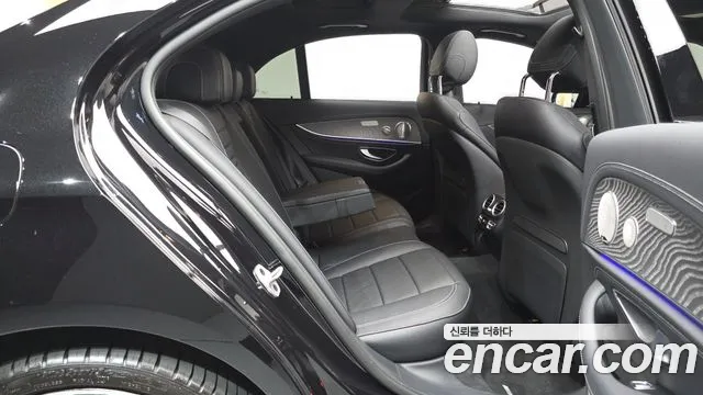 Mercedes-Benz E-Класс 2023 thumb 10