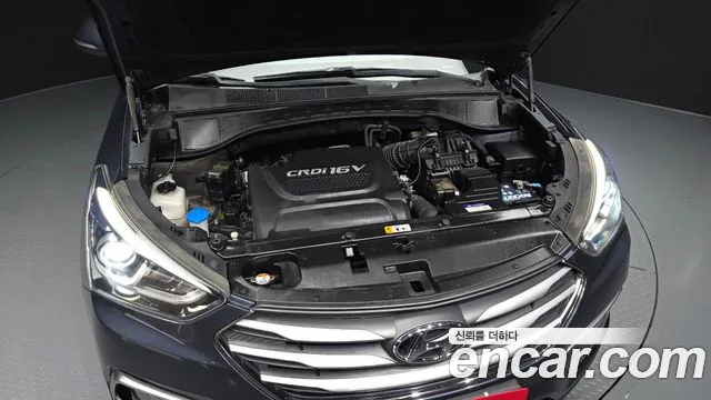 Hyundai Santa Fe 2017 thumb 5