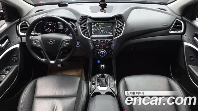 Hyundai Santa Fe 2017 thumb 6