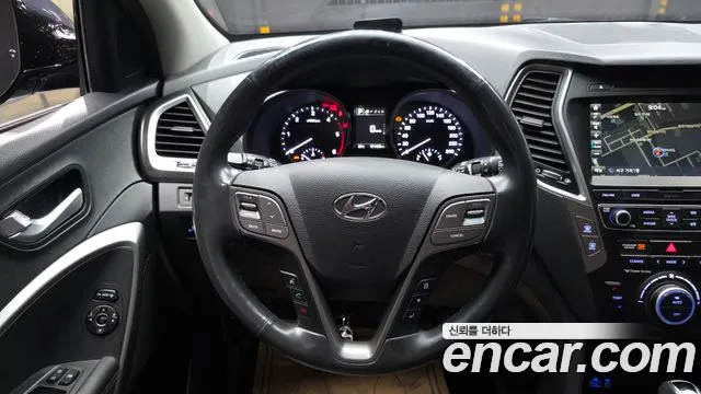 Hyundai Santa Fe 2017 thumb 12