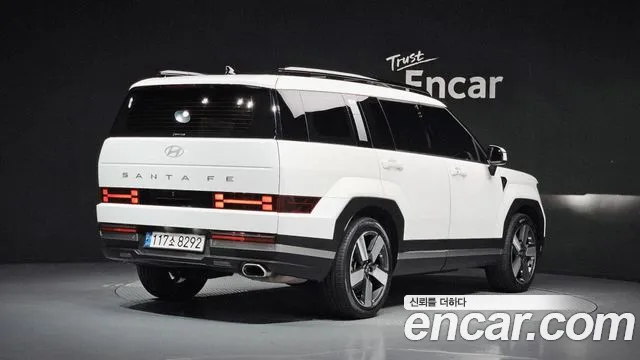 Hyundai Santa Fe 2024 thumb 2