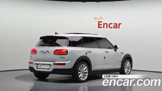 MINI Clubman 2021 thumb 2