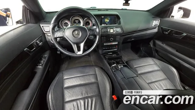 Mercedes-Benz E-Класс 2015 thumb 7