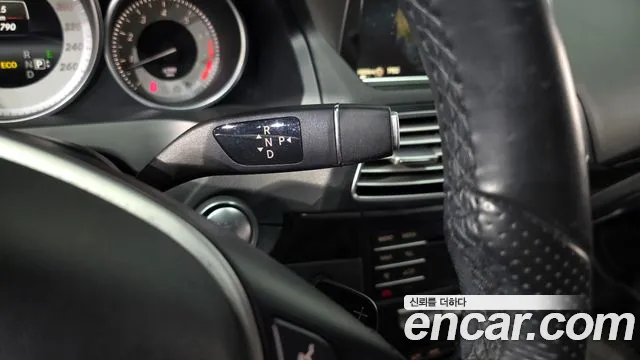 Mercedes-Benz E-Класс 2015 thumb 9