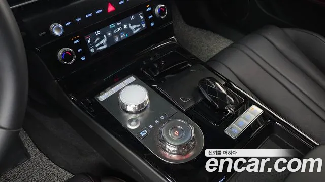 Genesis G80 2024 thumb 9