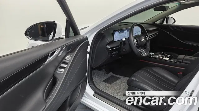 Genesis G80 2024 thumb 10