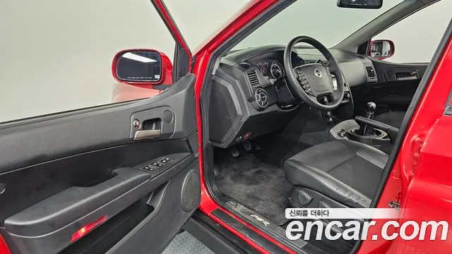 KG_Mobility_Ssangyong KORANDO 2012 thumb 10