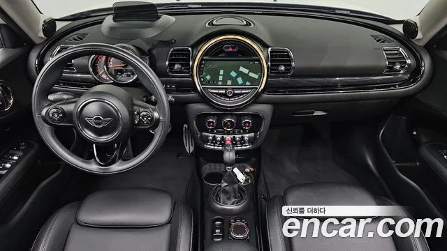 MINI Clubman 2018 thumb 6