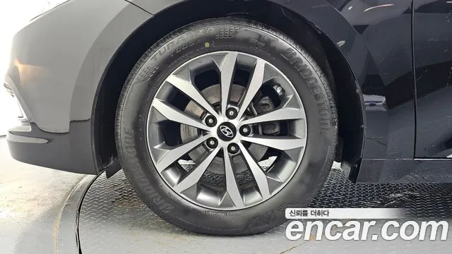 Hyundai Grandeur 2012 thumb 5