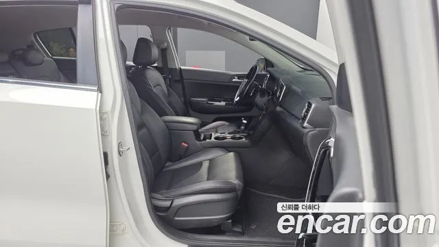 Kia Sportage 2016 thumb 11